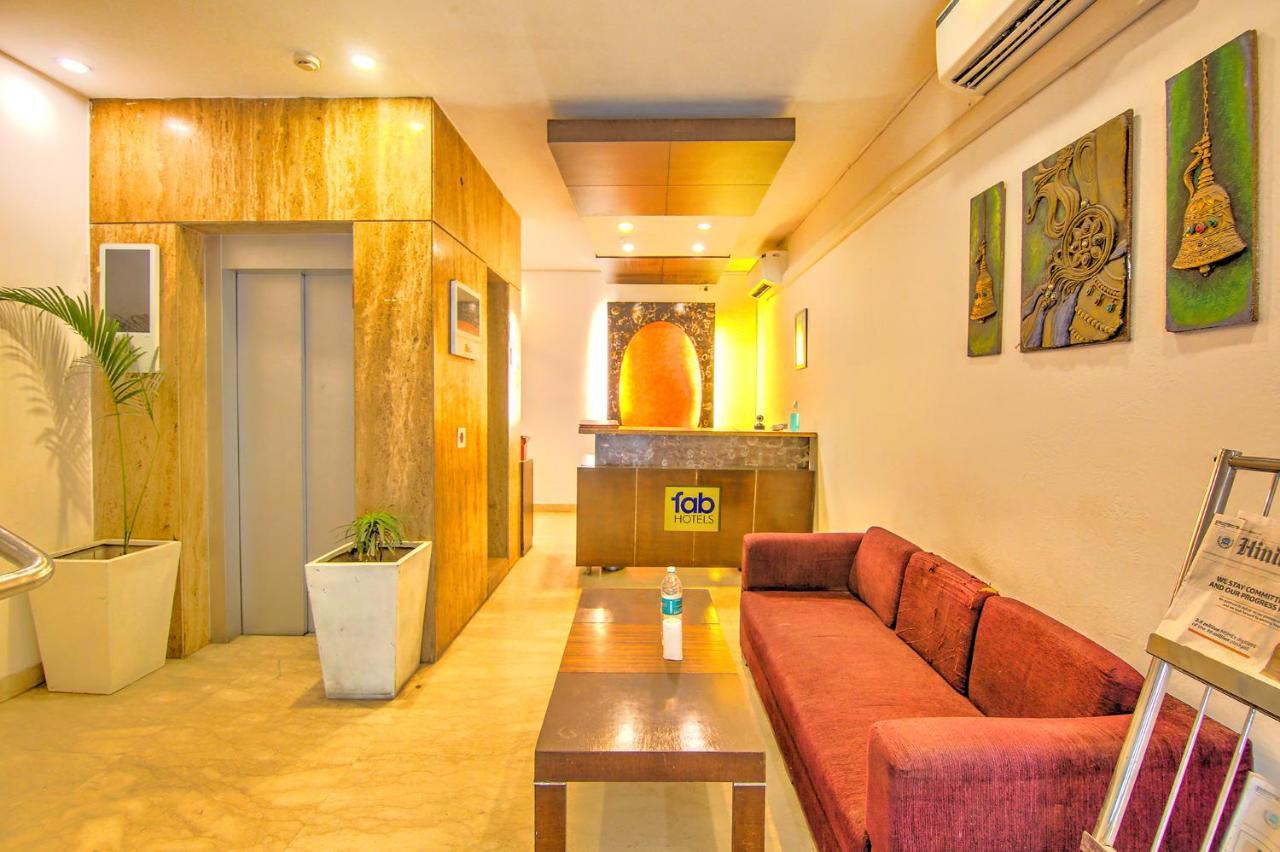 Fabexpress Le Grand Hotel New Delhi Exterior photo